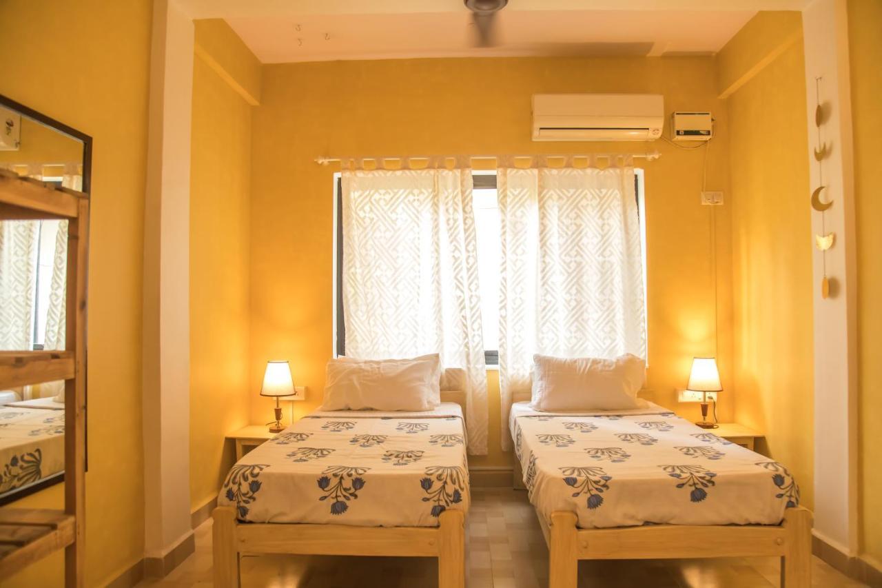 Hotel Coco Moon Morjim Zewnętrze zdjęcie