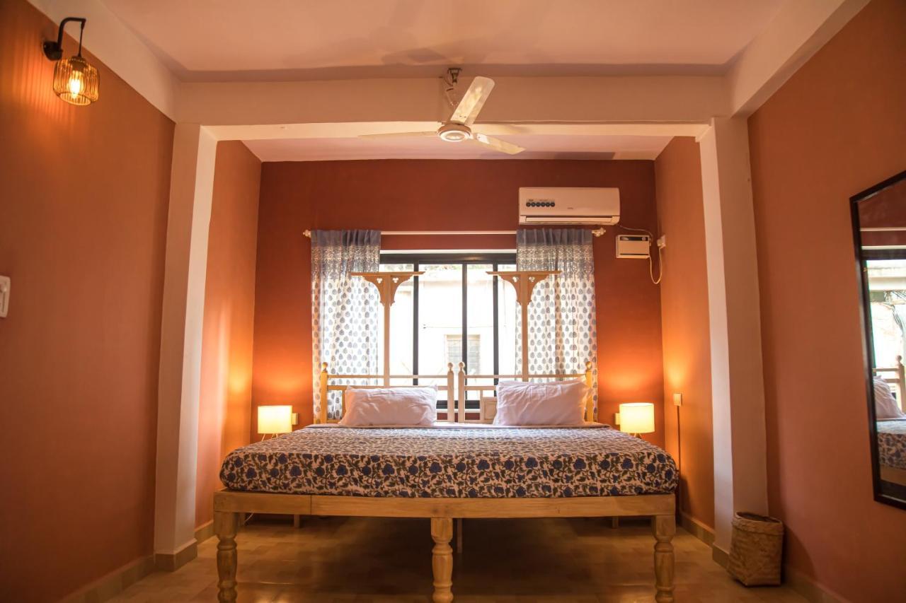 Hotel Coco Moon Morjim Zewnętrze zdjęcie