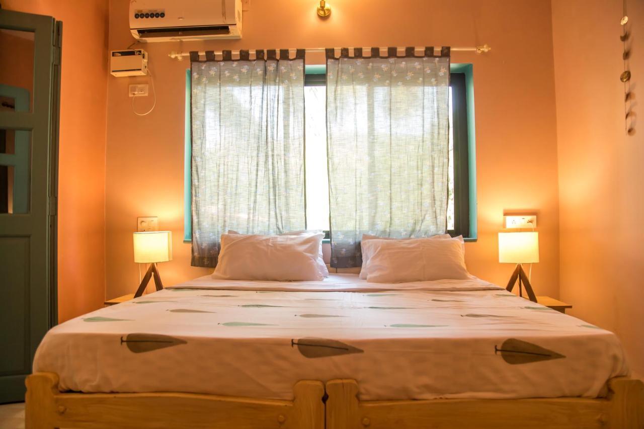 Hotel Coco Moon Morjim Zewnętrze zdjęcie