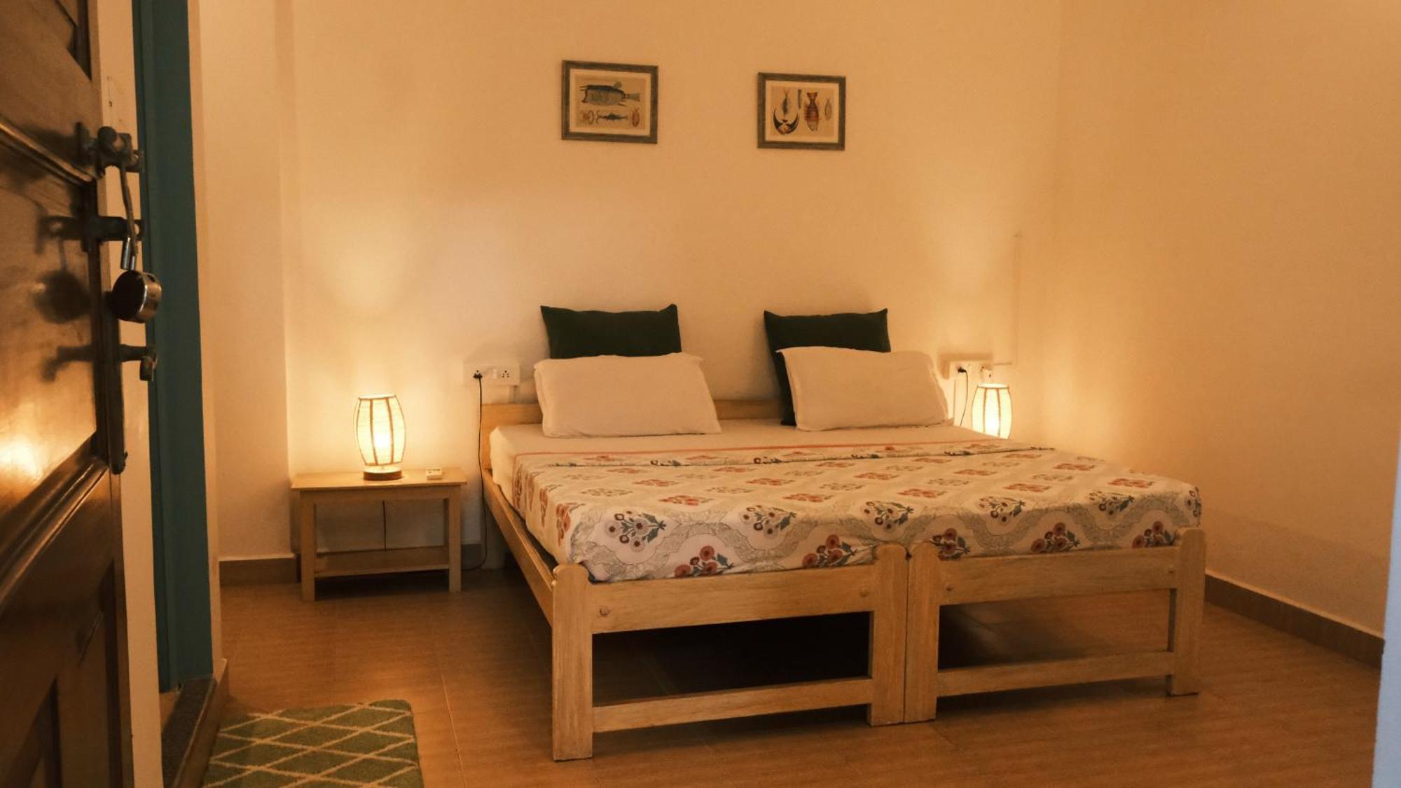 Hotel Coco Moon Morjim Zewnętrze zdjęcie