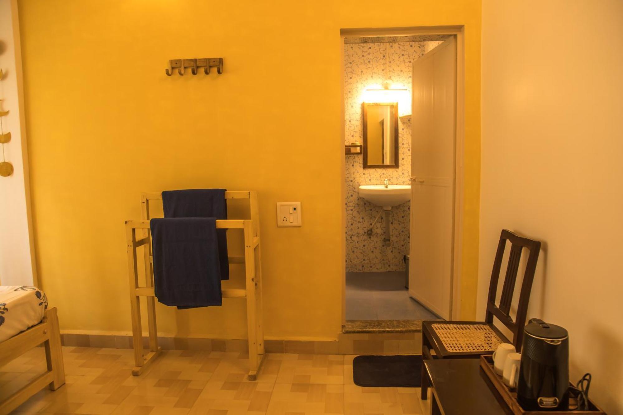 Hotel Coco Moon Morjim Zewnętrze zdjęcie