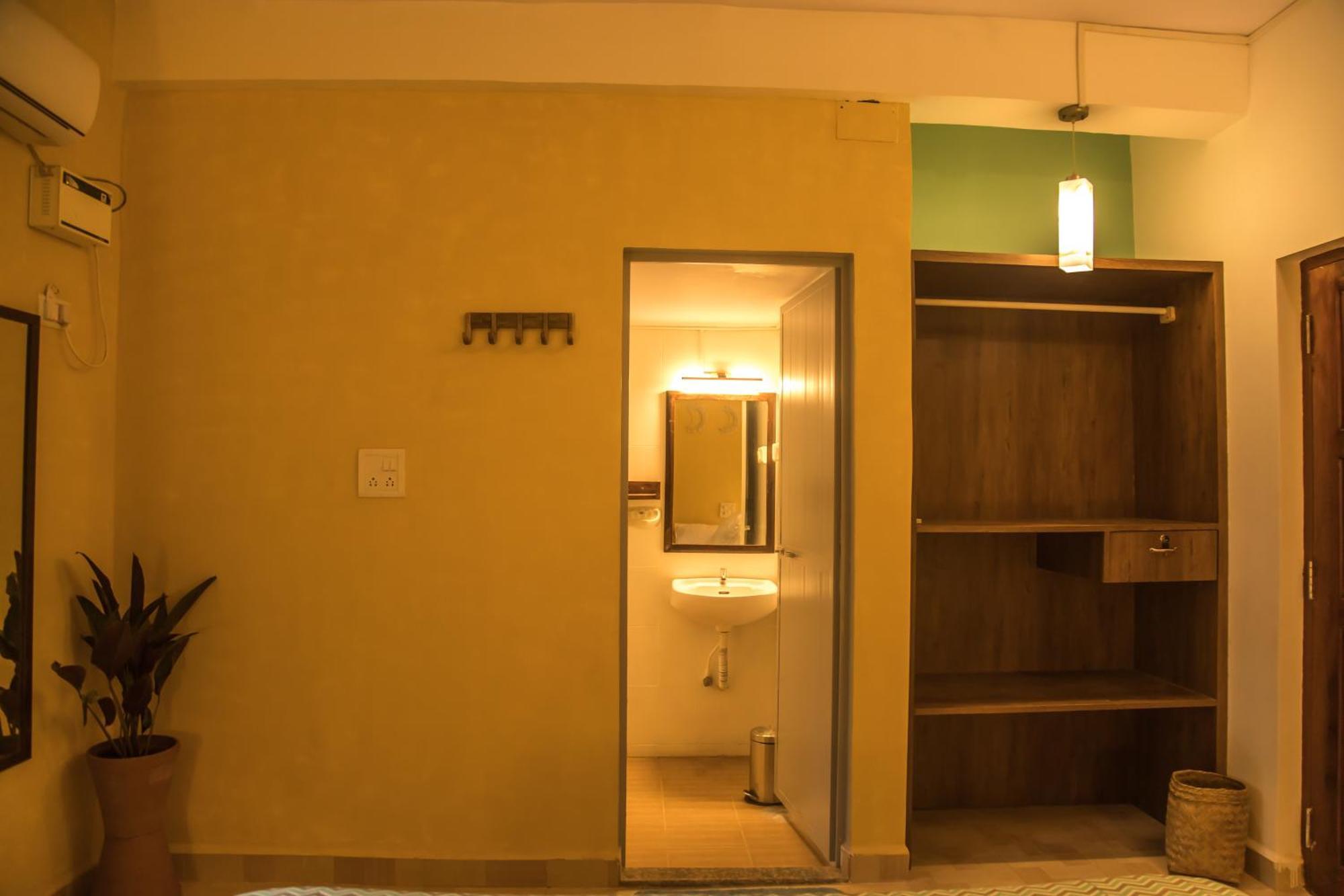 Hotel Coco Moon Morjim Zewnętrze zdjęcie
